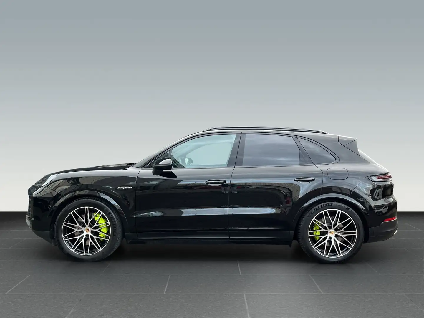 Porsche Cayenne E-Hybrid Pano.,BOSE,AHK,Inno,Luftf. Schwarz - 2