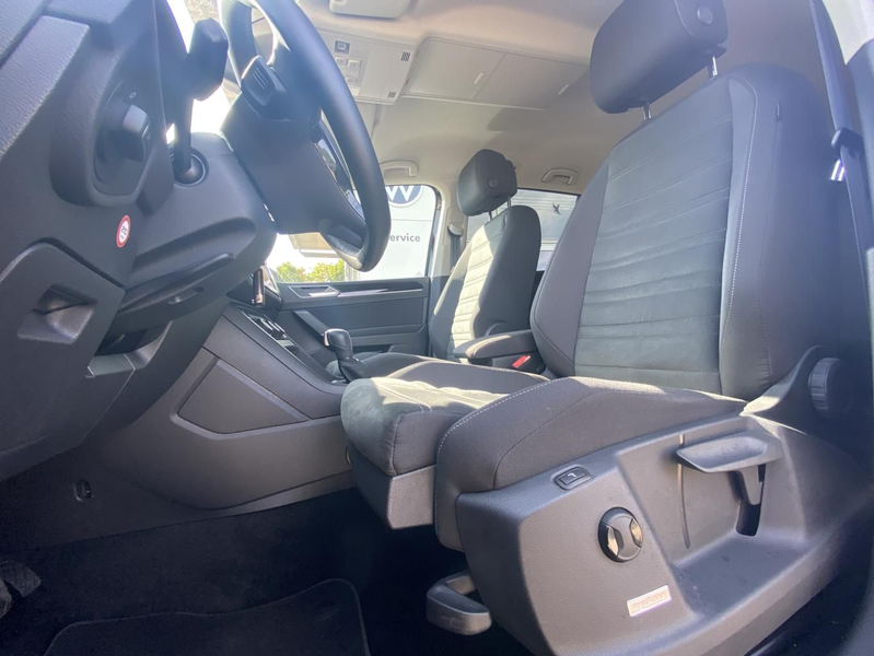 Volkswagen Touran 1.5 TSI DSG HIGHLINE LED+AHK+NAVI+DAB+SHZ — photo 9
