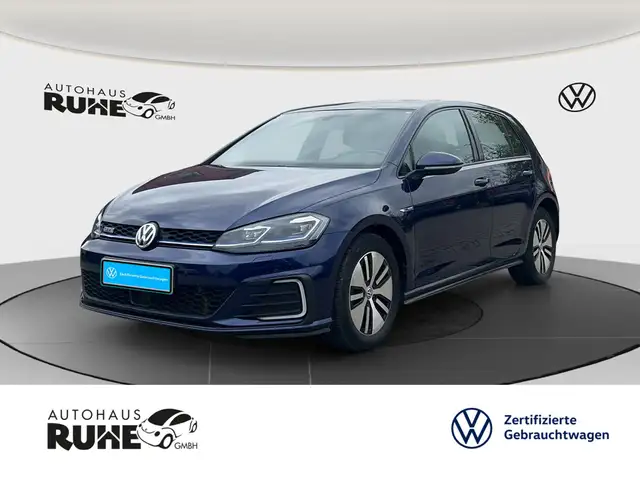 Volkswagen Golf VII GTE LED AID AHK NAVI SHZ PDC KLIMA