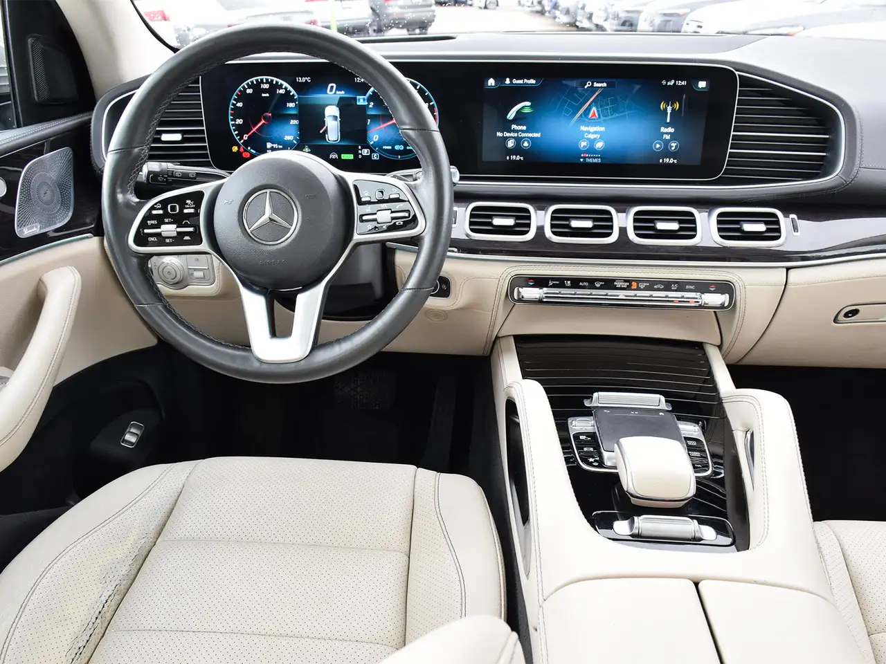Mercedes-Benz GLE снимка Mercedes-Benz GLE