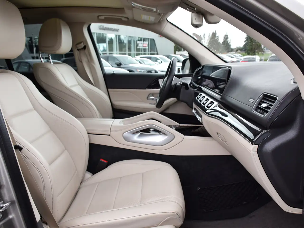 Mercedes-Benz GLE снимка Mercedes-Benz GLE