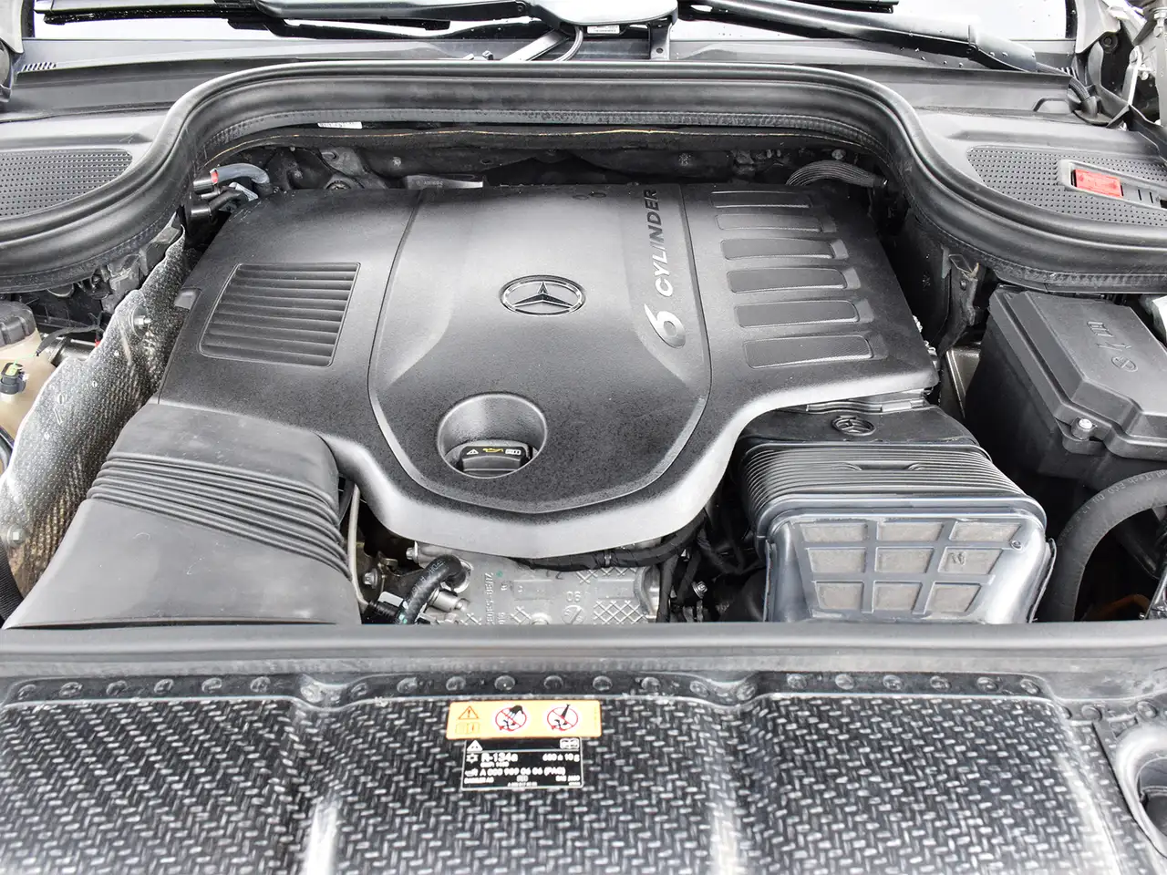 Mercedes-Benz GLE снимка Mercedes-Benz GLE