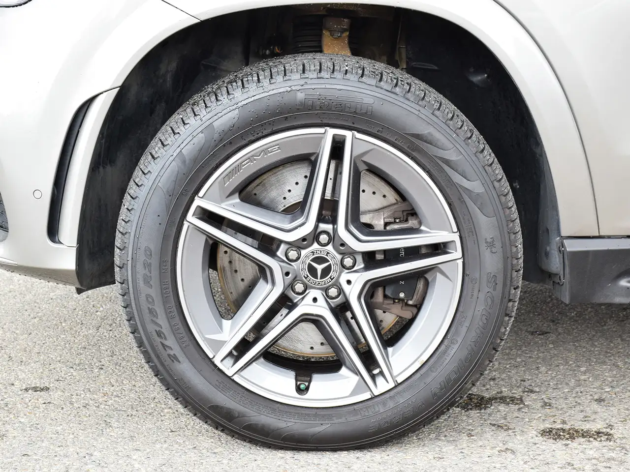 Mercedes-Benz GLE снимка Mercedes-Benz GLE
