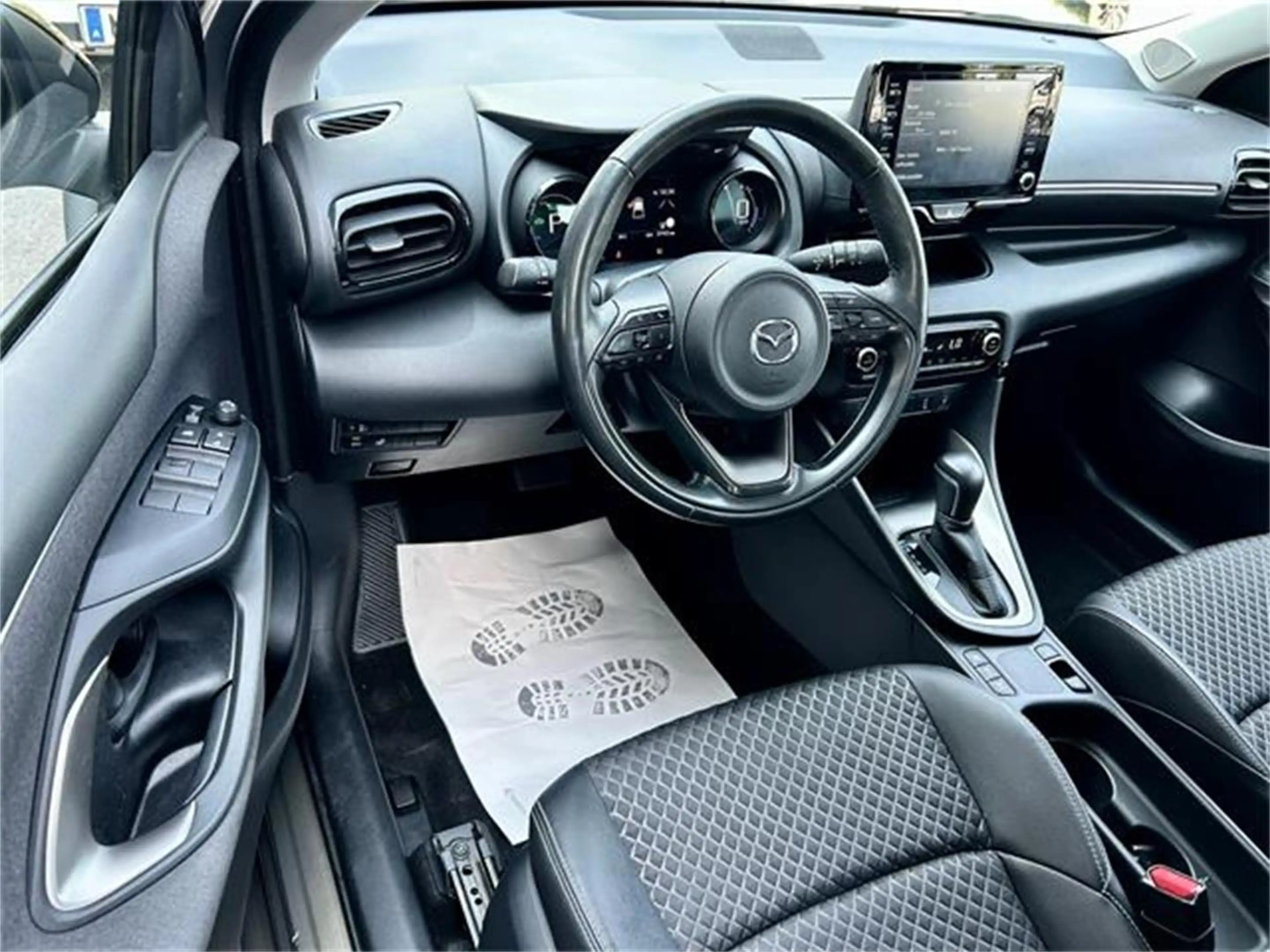 Mazda 2 Hybrid Agile Aut. mit COMFORT Paket Vollhybrid A — photo 7