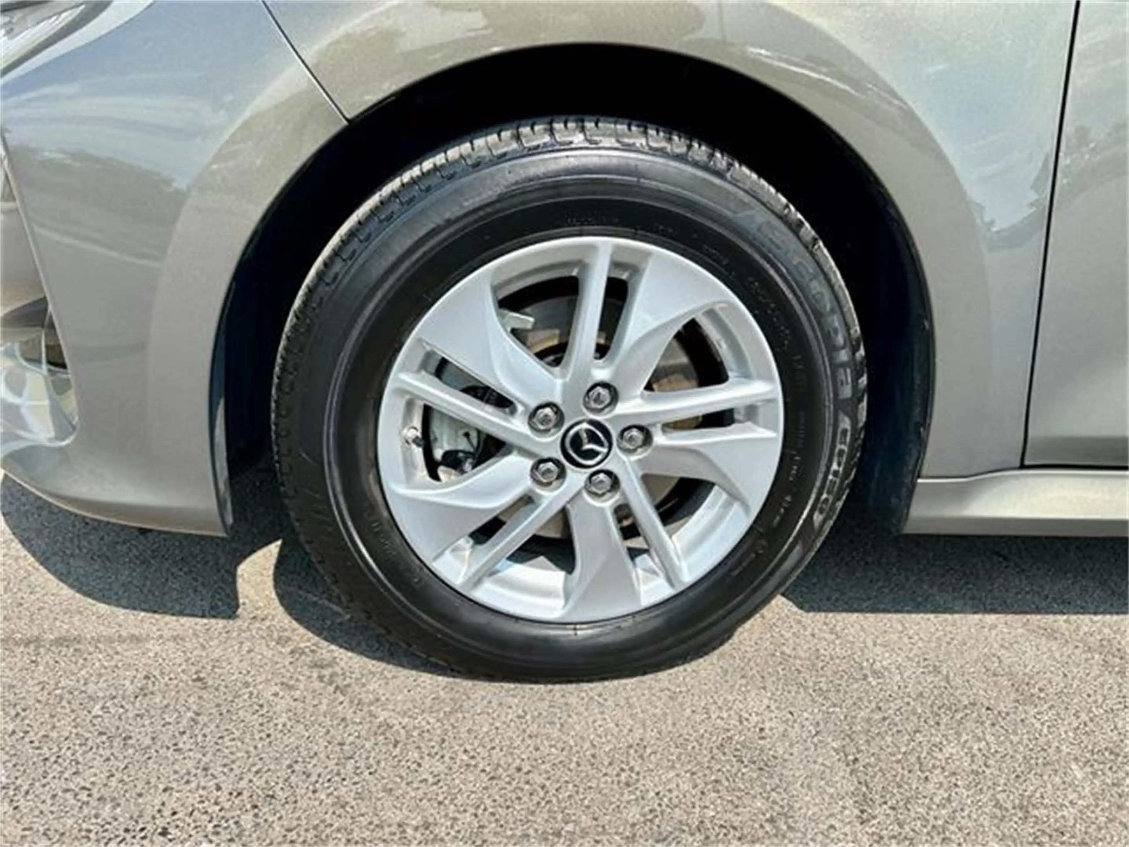 Mazda 2 Hybrid Agile Aut. mit COMFORT Paket Vollhybrid A — photo 4