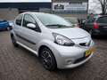 Toyota Aygo 1.0-12V *NW. APK*5DRS*ELEKTR. RAMEN*STUURBEKR.*TOE Grau - thumbnail 3