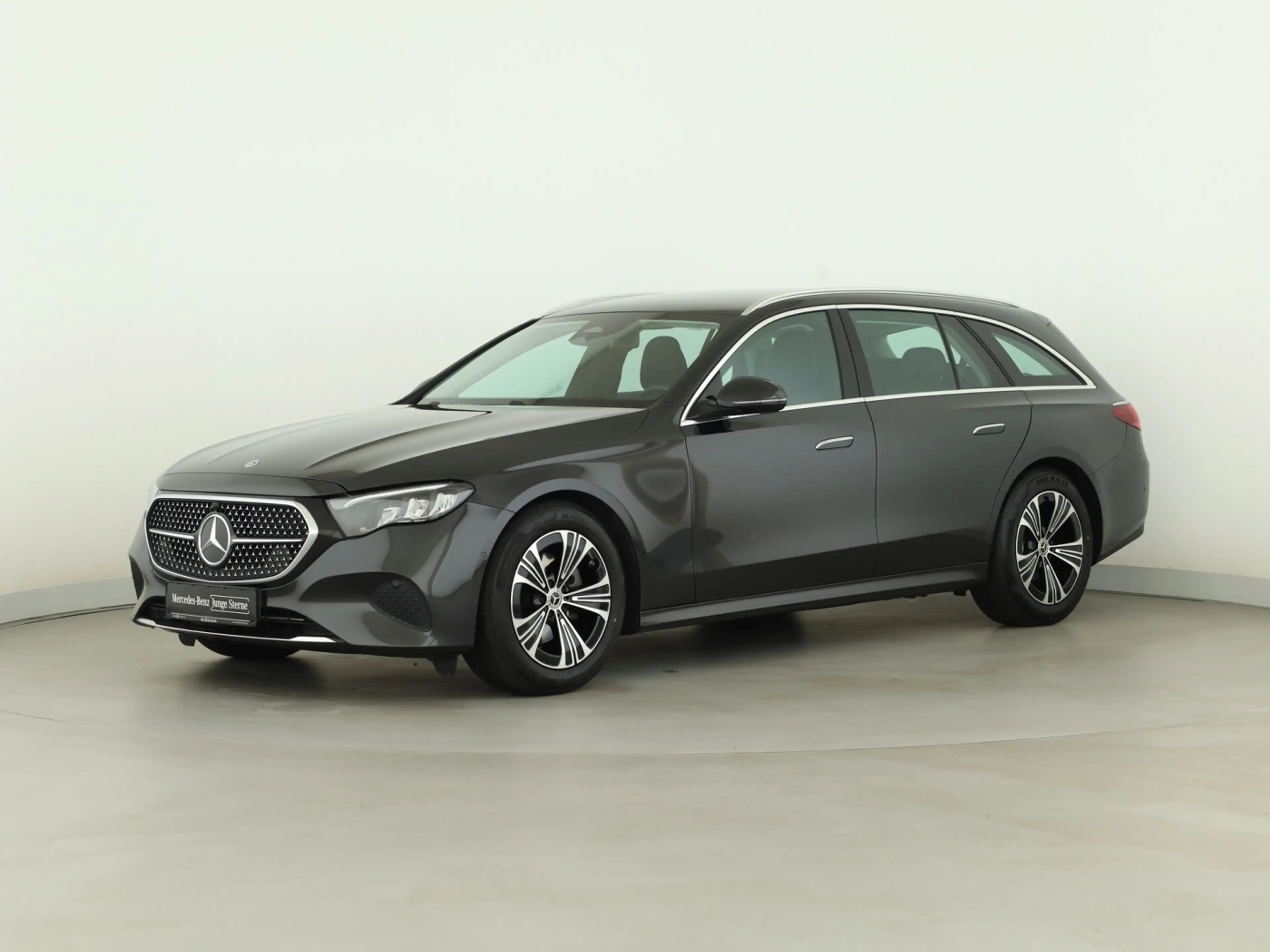 Mercedes-Benz E 220 d T *Avantgarde*AHK*LED*SpurH*PTS*Kamera** — photo 5
