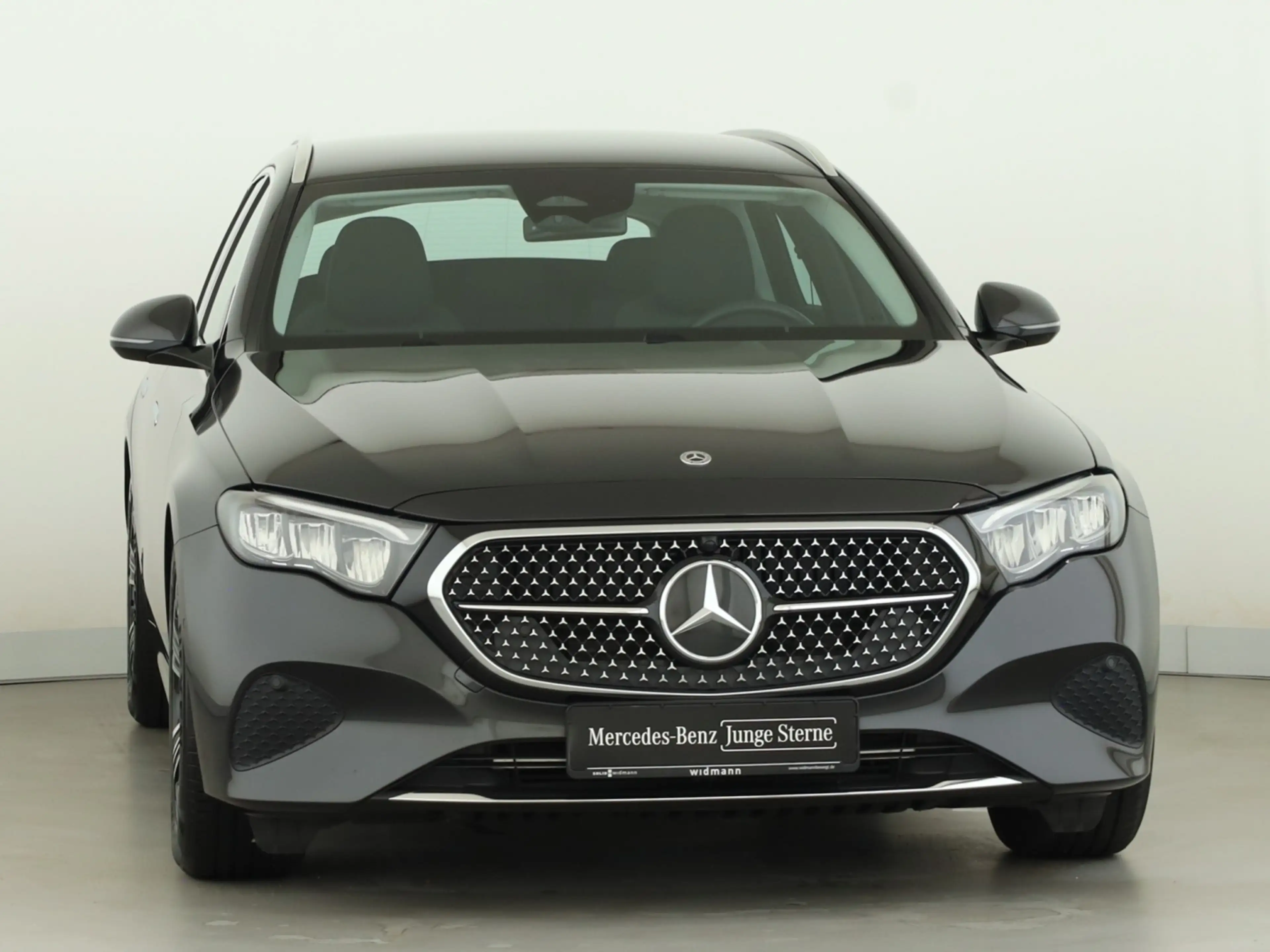 Mercedes-Benz E 220 d T *Avantgarde*AHK*LED*SpurH*PTS*Kamera** — photo 3