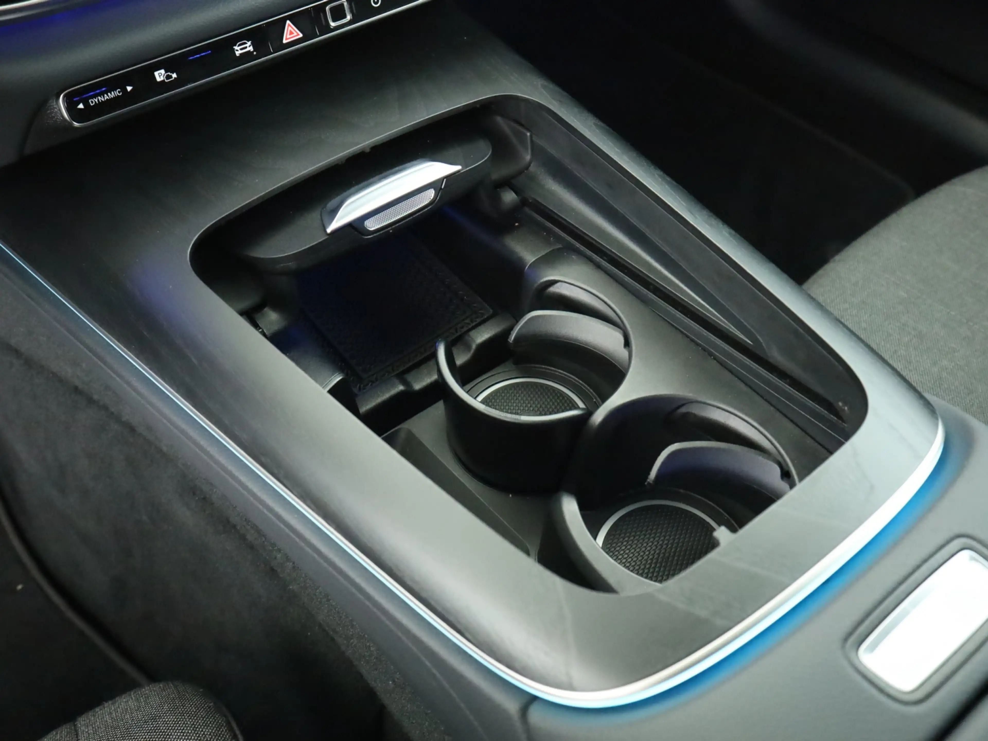 Mercedes-Benz E 220 d T *Avantgarde*AHK*LED*SpurH*PTS*Kamera** — photo 15