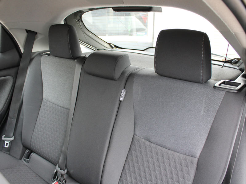 Toyota Yaris 1.5 Hybrid Dynamic /NAVI/16'LM/Keyless/Camera/Lane — photo 20