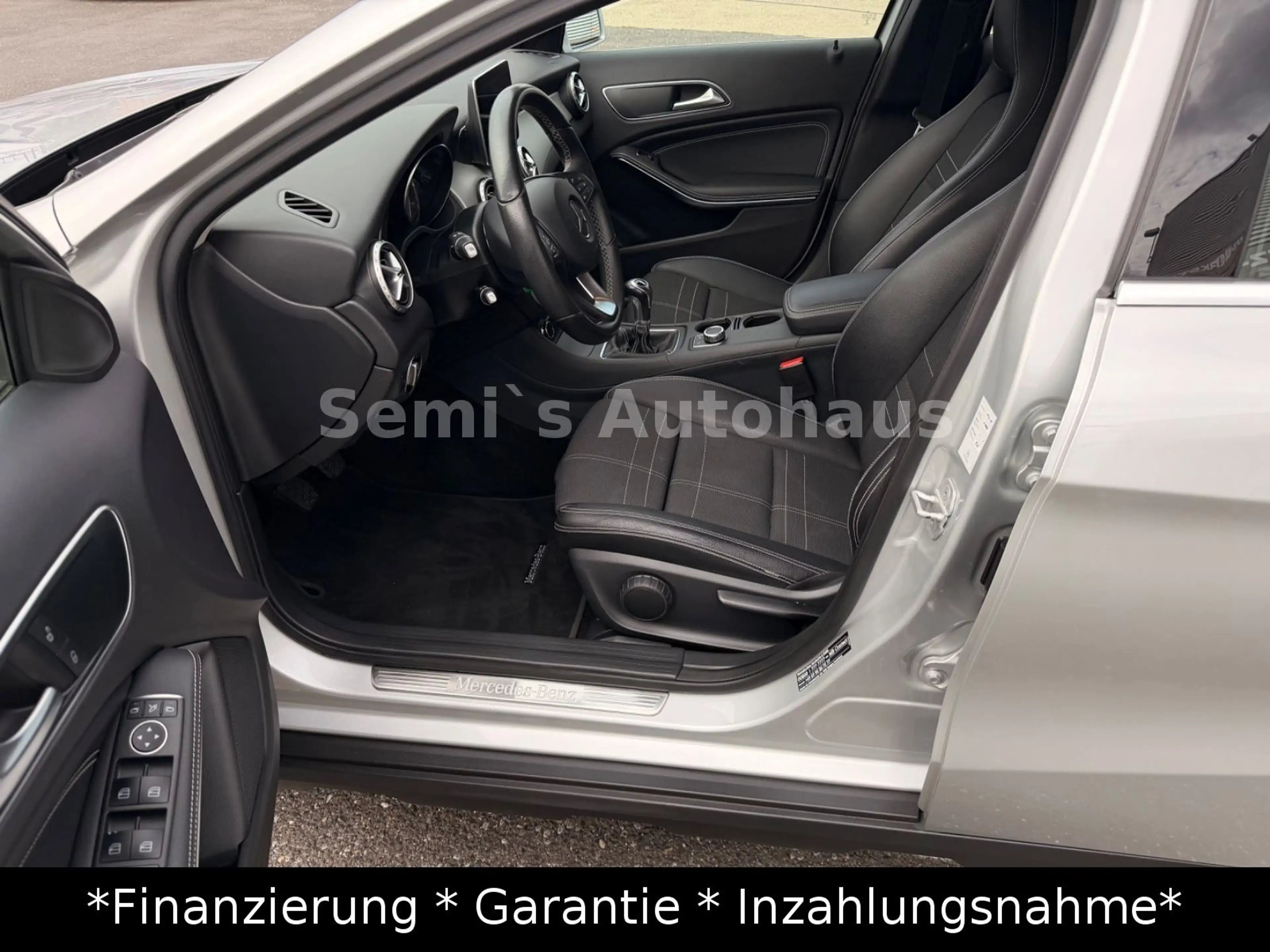 Mercedes-Benz GLA 180 Sport Utility*1.Hand*Navi*Top Zustand* — photo 11