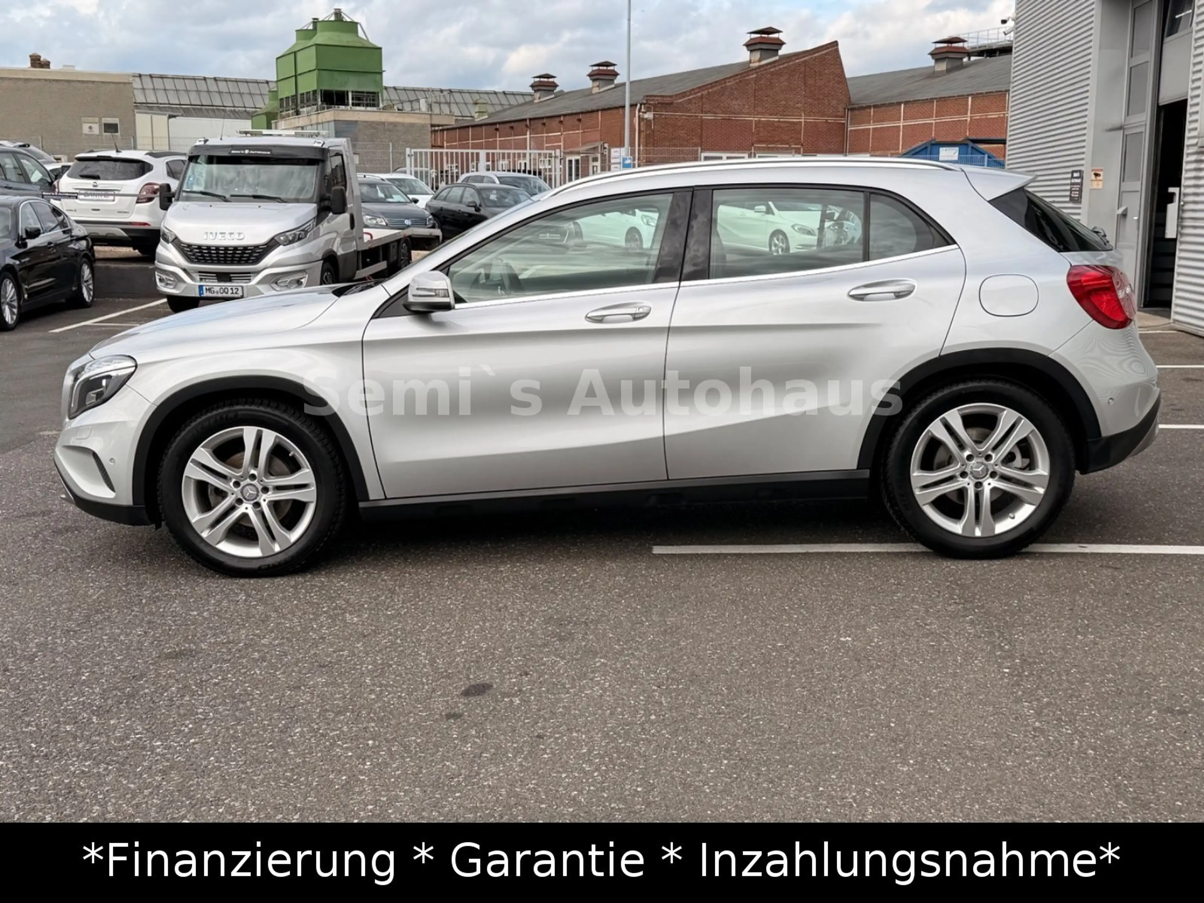 Mercedes-Benz GLA 180 Sport Utility*1.Hand*Navi*Top Zustand* — photo 5