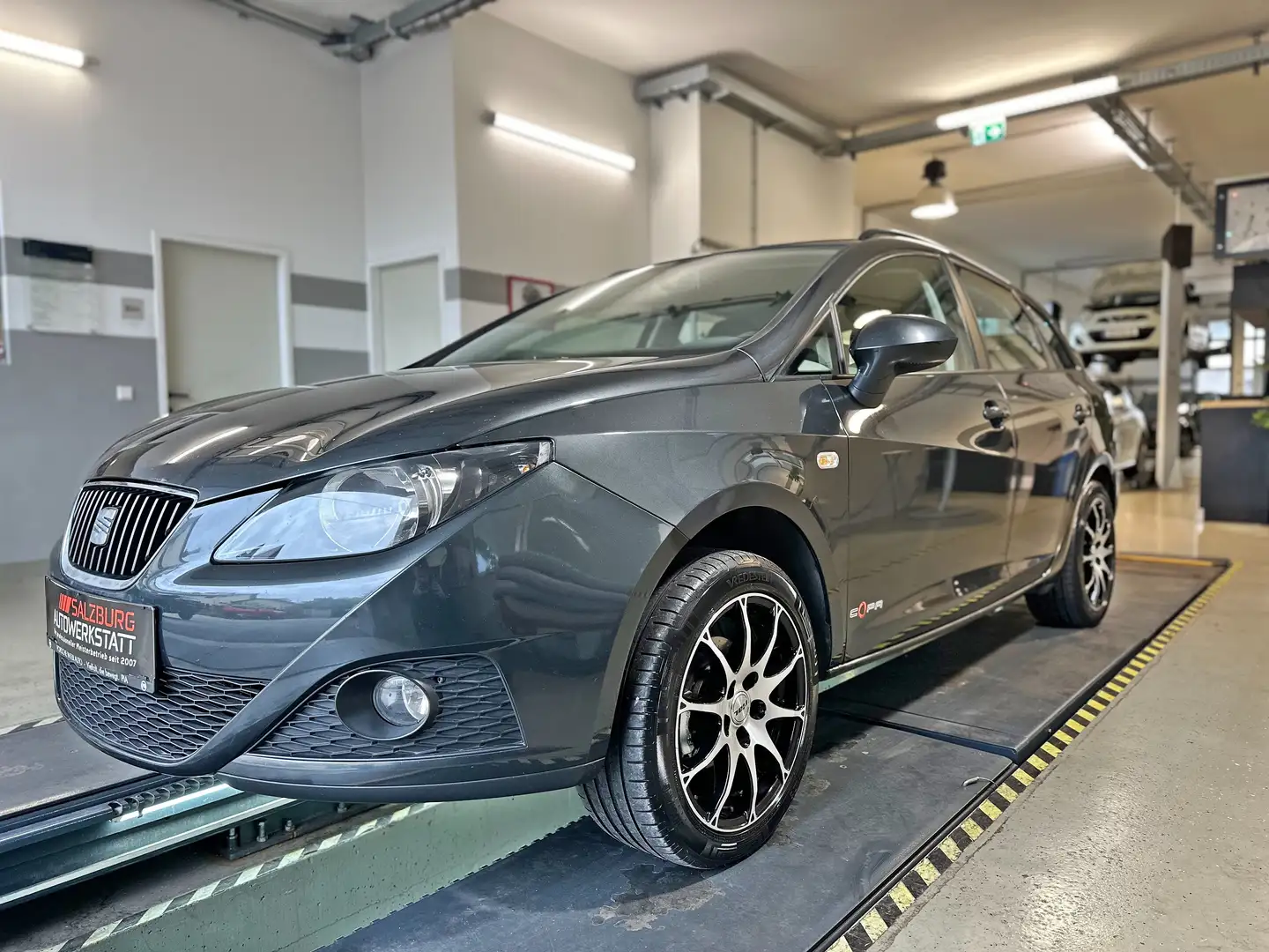 SEAT Ibiza ST Chili-Copa 1,4 | 2 VB | 8-fach | §57a: 08.26 Gris - 2