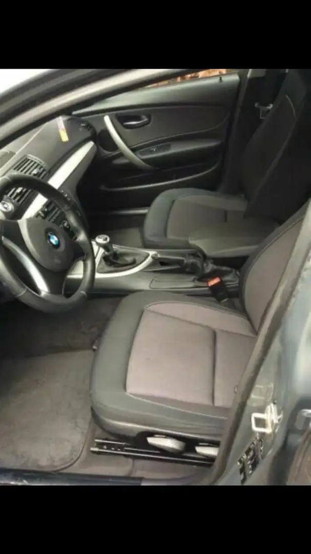 BMW 116 116d DPF Edition Lifestyle Grau - 2