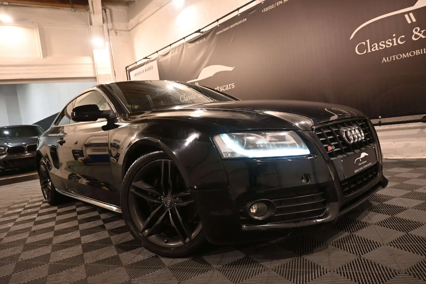 Audi S5 Coupé 4.2i V8 FSI Quattro / XENON / CUIR / PDC Zwart - 2