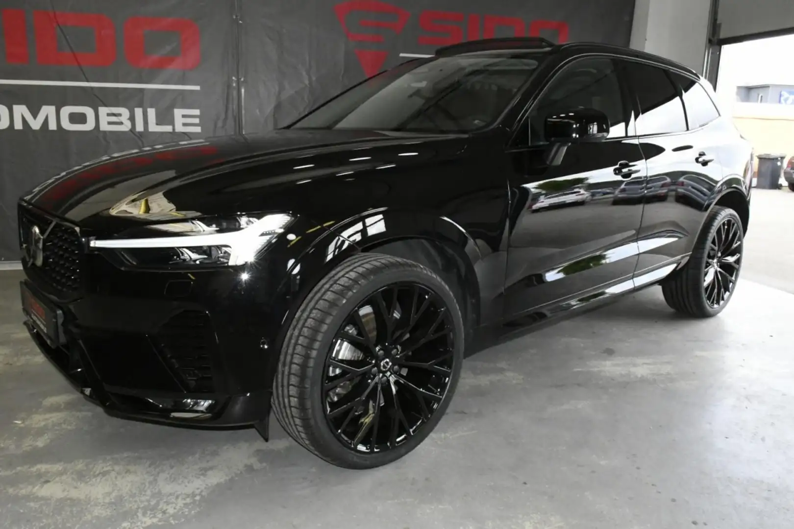 Volvo XC60 Ulti. Dark. VOLL*LUFT*22´*HuD*PAN*B&W*360* Klima Schwarz - 2