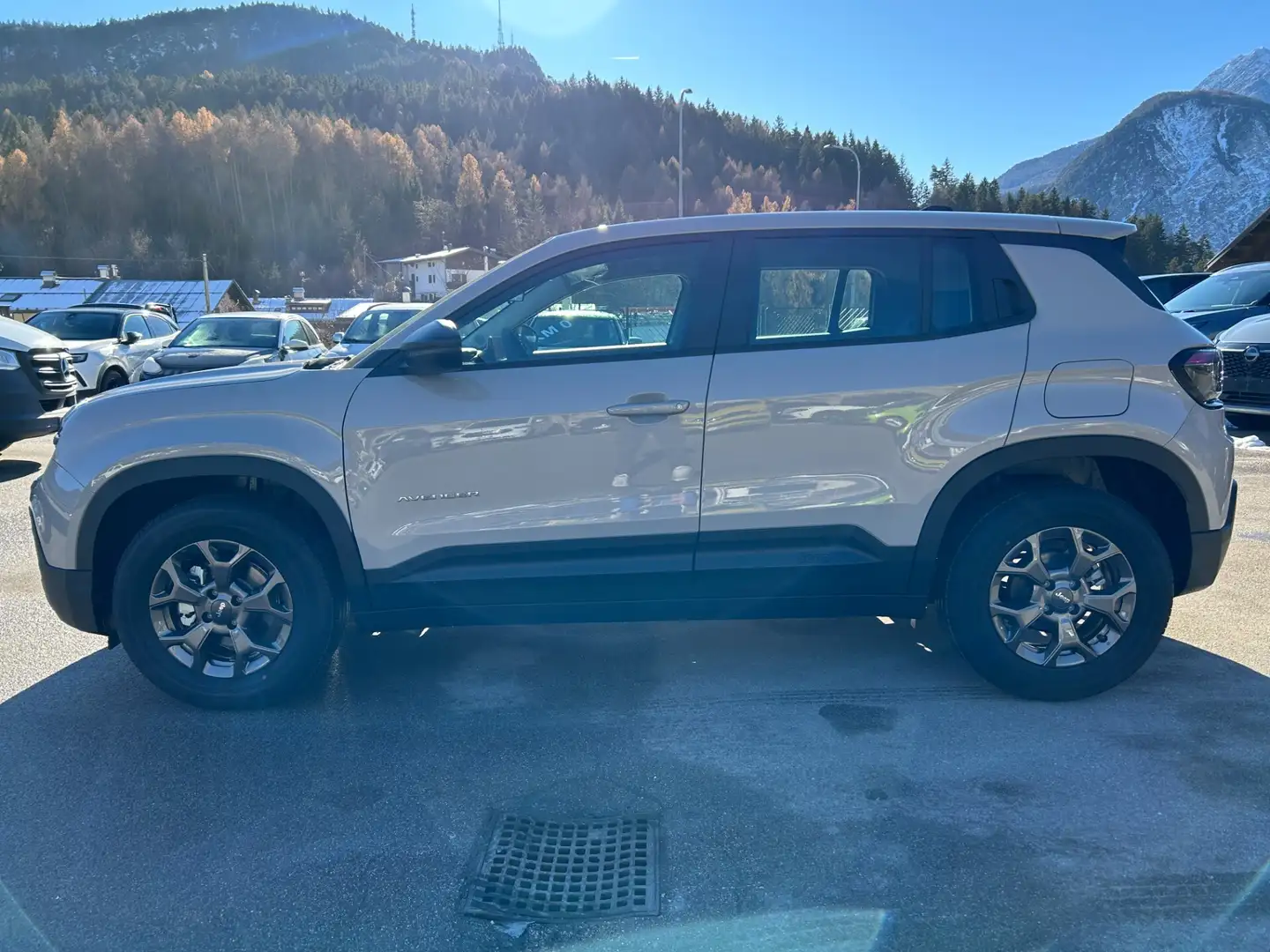 Jeep Avenger Avenger 1.2 Turbo 100 CV Longitude Bronzo - 2