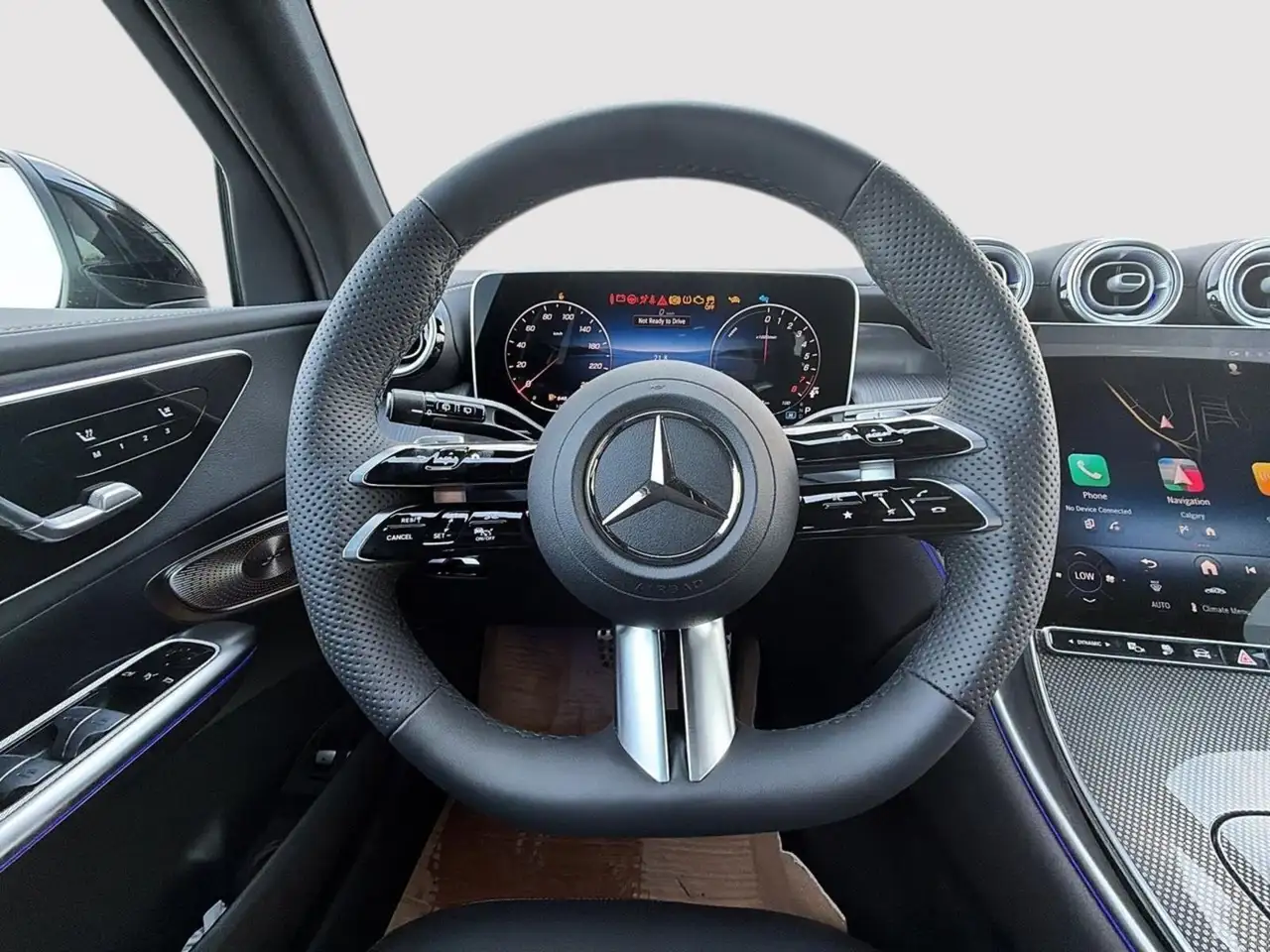 Mercedes-Benz GLC снимка Mercedes-Benz GLC