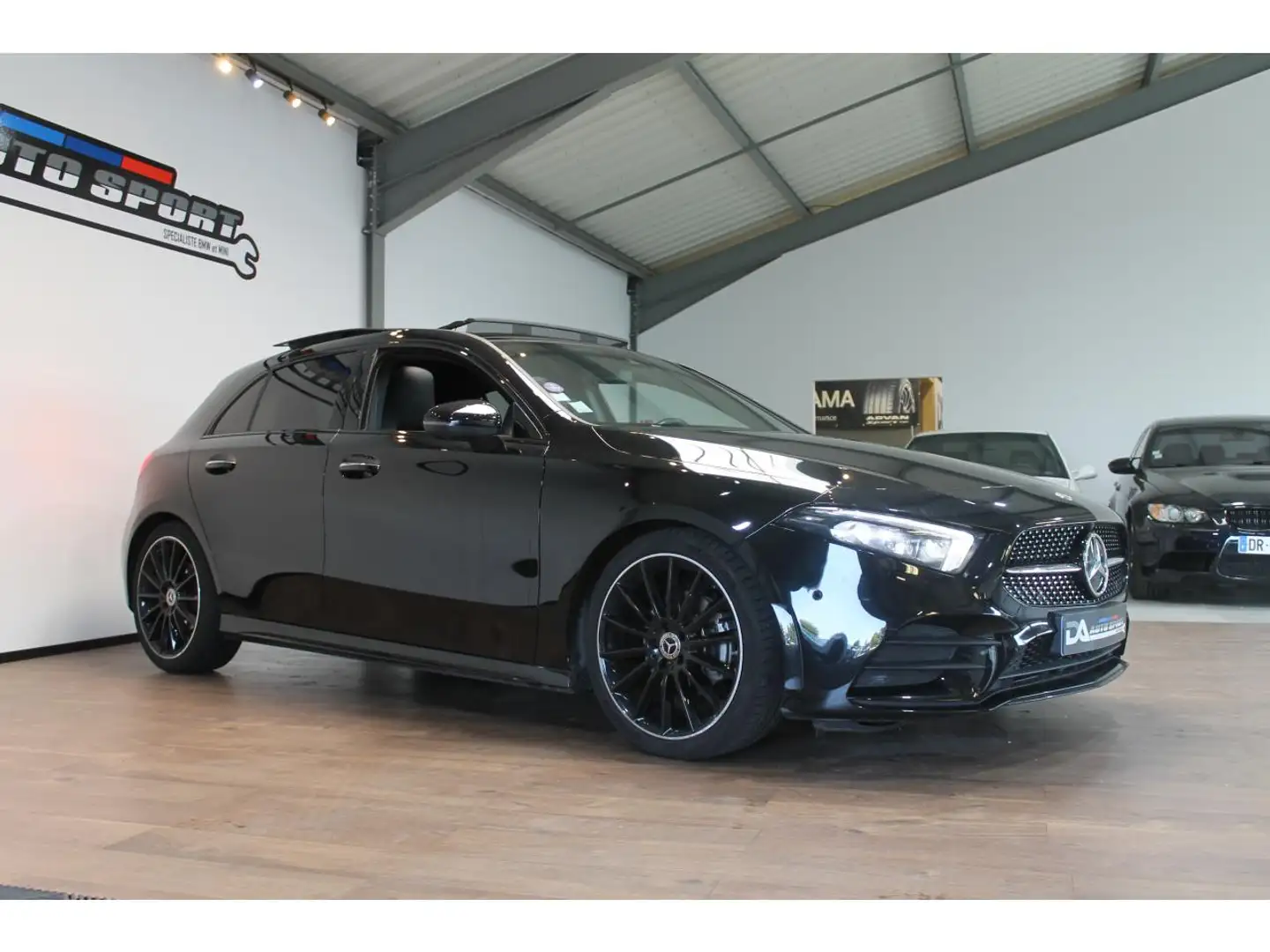 Mercedes-Benz CL A 200 - BV 7G-DCT  BERLINE 5P - BM 177 AMG Line Ed Negro - 2
