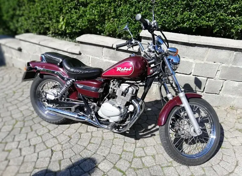 Honda Rebel - foto 4