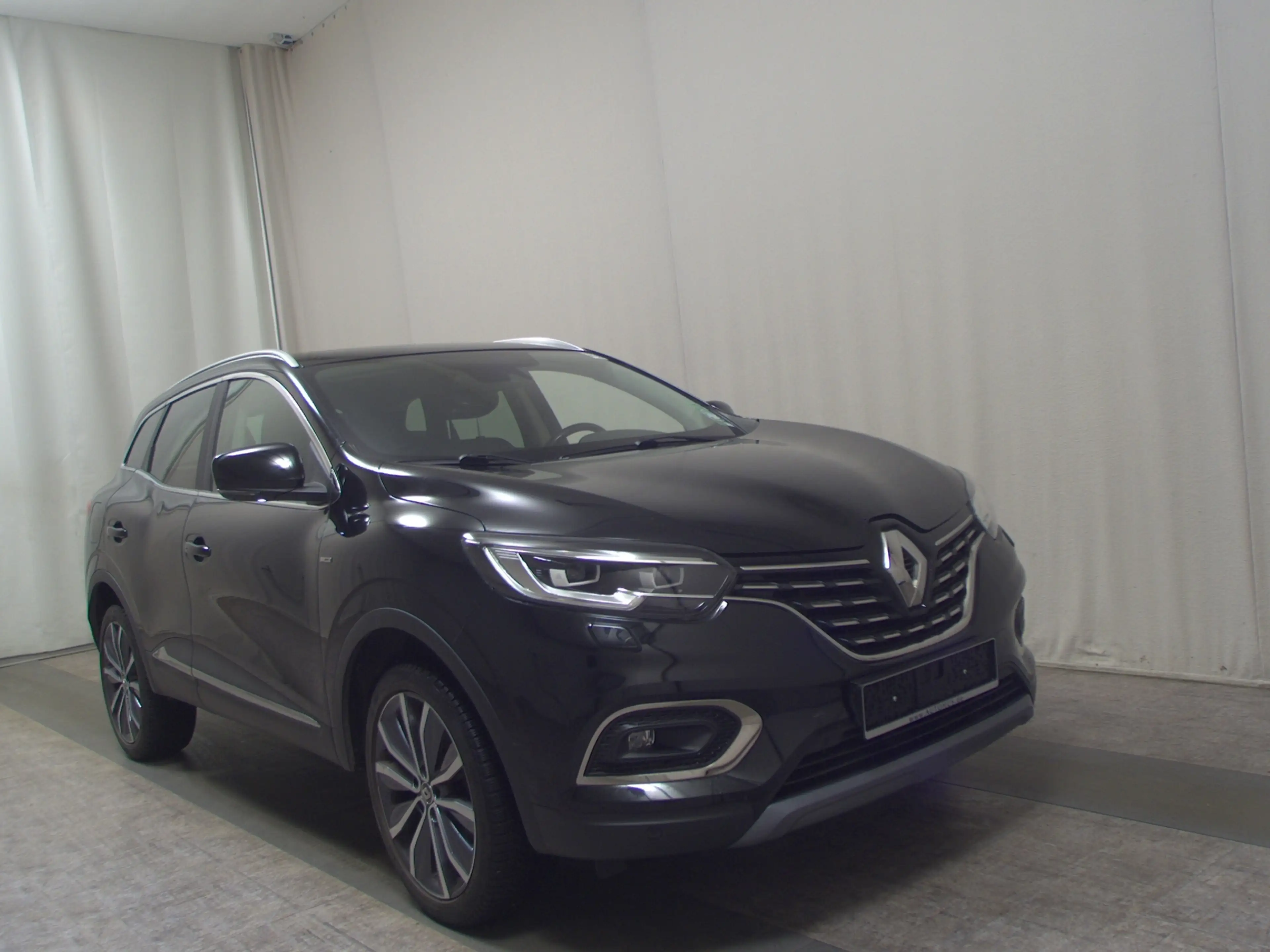 Renault Kadjar KADJAR T-LEDER NAVI SPORTSITZE KLIMAAUT RADIO TEMPO MFL SHZ VC PDC SOUND LED RfK — photo 3