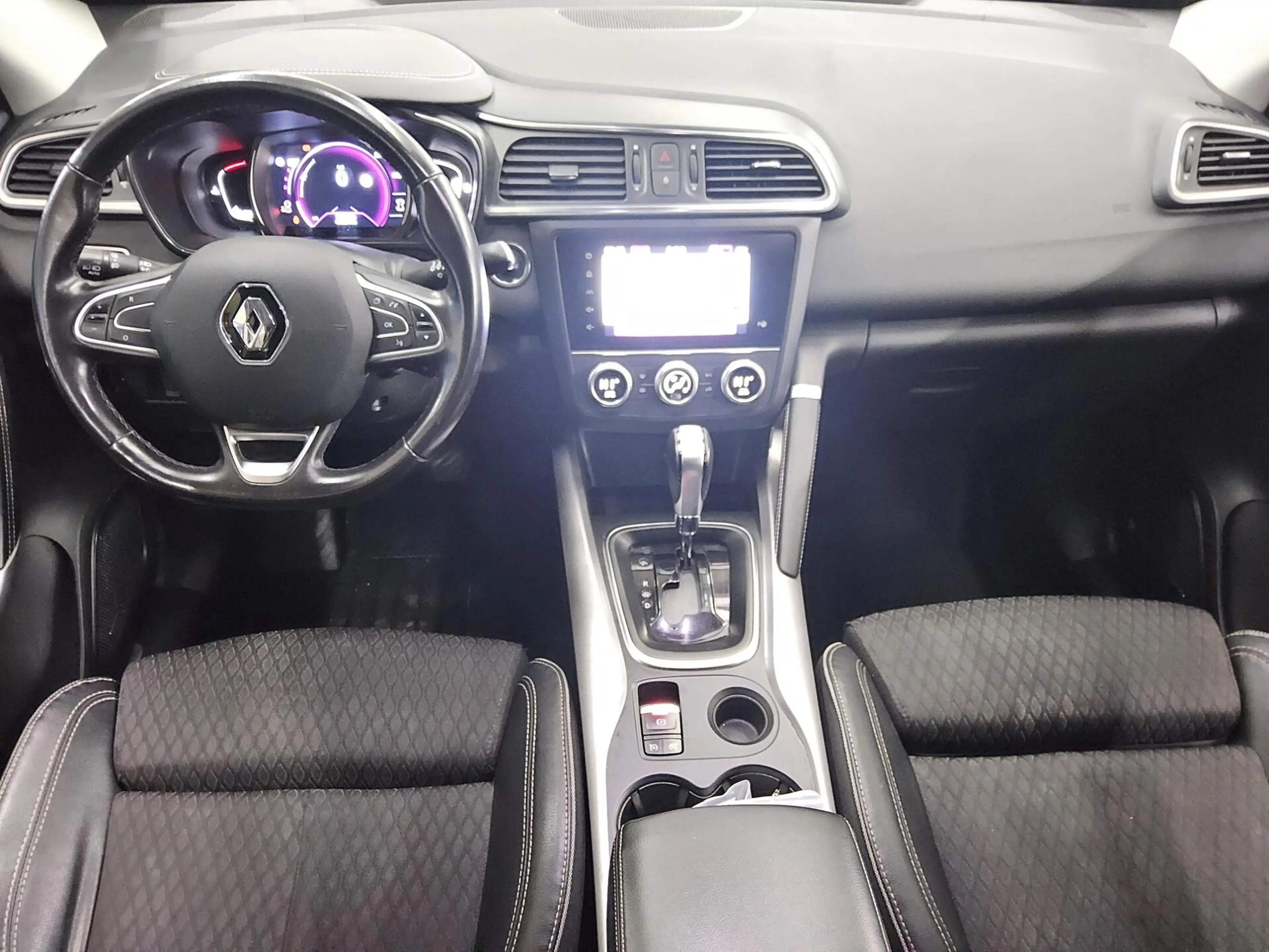 Renault Kadjar KADJAR T-LEDER NAVI SPORTSITZE KLIMAAUT RADIO TEMPO MFL SHZ VC PDC SOUND LED RfK — photo 5