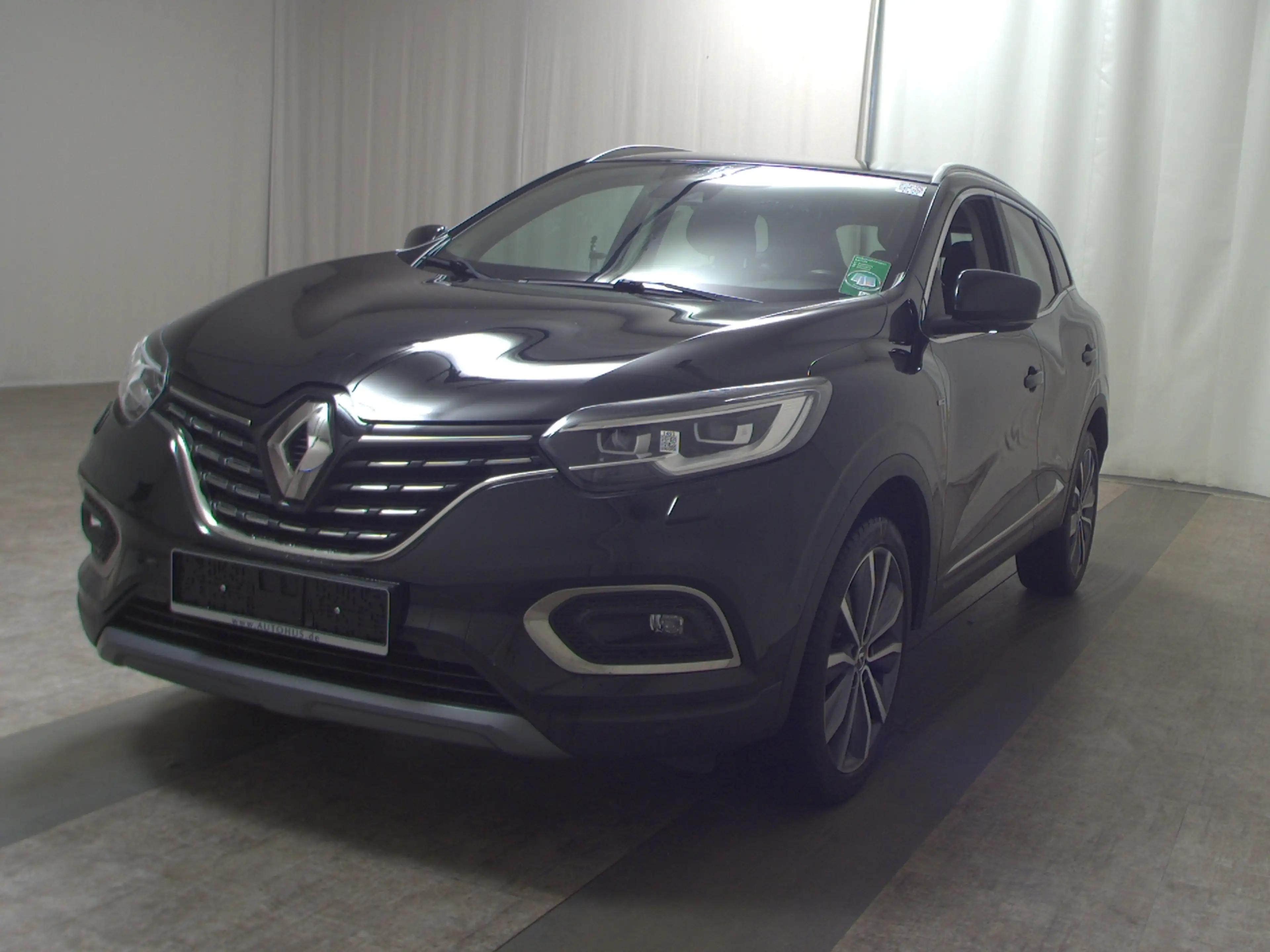Renault Kadjar KADJAR T-LEDER NAVI SPORTSITZE KLIMAAUT RADIO TEMPO MFL SHZ VC PDC SOUND LED RfK — photo 2