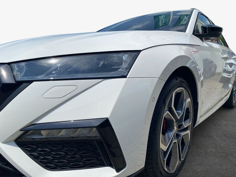 Skoda Octavia Combi 1.4 TSI iV DSG RS — photo 7