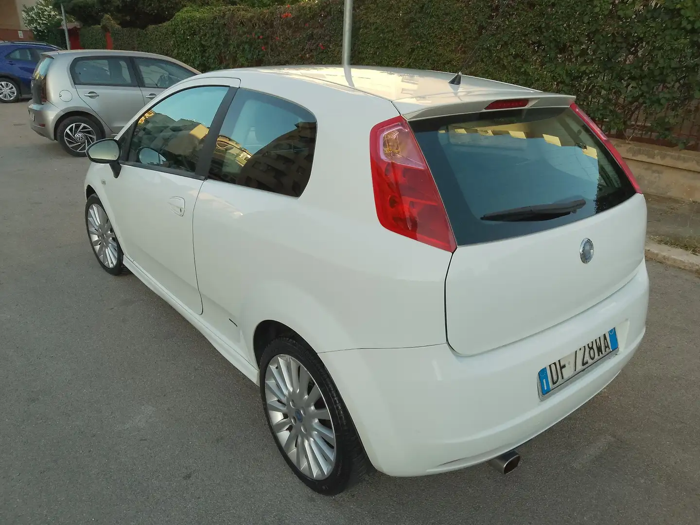Fiat Punto 3p 1.4 16v Sporting 6m - 2