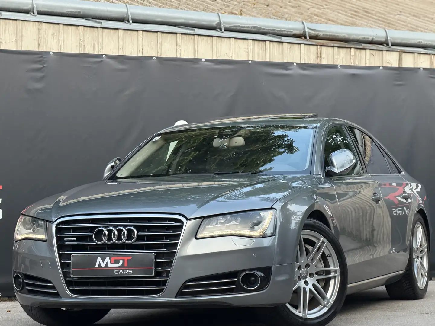 Audi A8 4.2 TDI QUATTRO VOLLAUSSTATTUNG!! Grau - 1