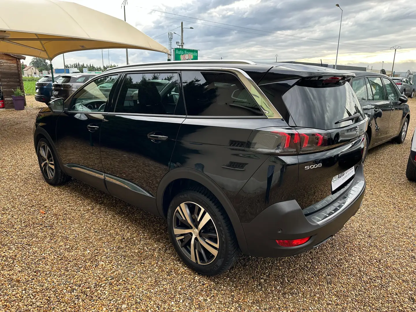 Peugeot 5008 1.5 BlueHDI 130ch Allure Pack Boite auto 7 places Zwart - 2