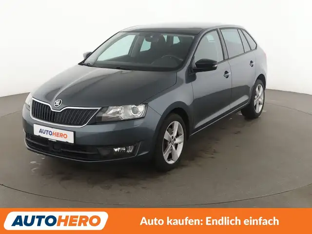 Skoda Rapid/Spaceback 1.2 TSI Emotion Plus*XENON*PDC*SHZ*PANO*KLIMA*