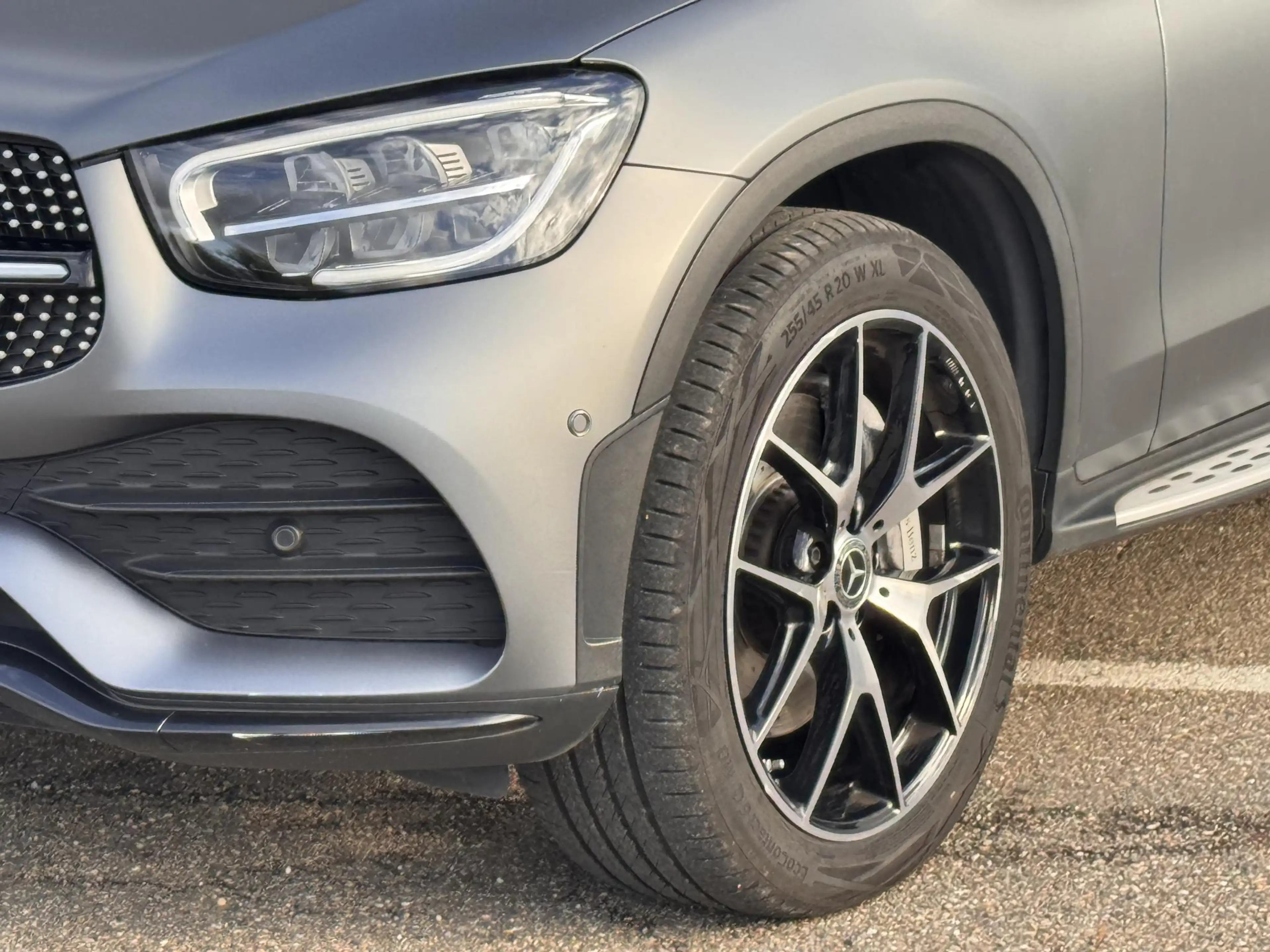 Mercedes-Benz GLC 300 Coupé GLC de 4MATIC — photo 4