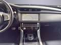 Jaguar XF Sportbrake 20d AWD Prestige Aut. Weiß - thumbnail 15