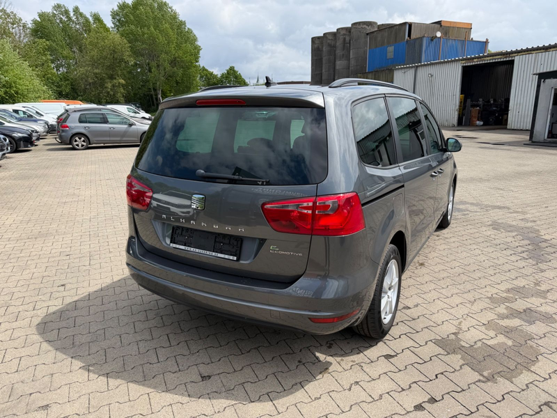 SEAT Alhambra Style/2,0/EURO5/NAVI/XENON/7-SITZER — photo 5