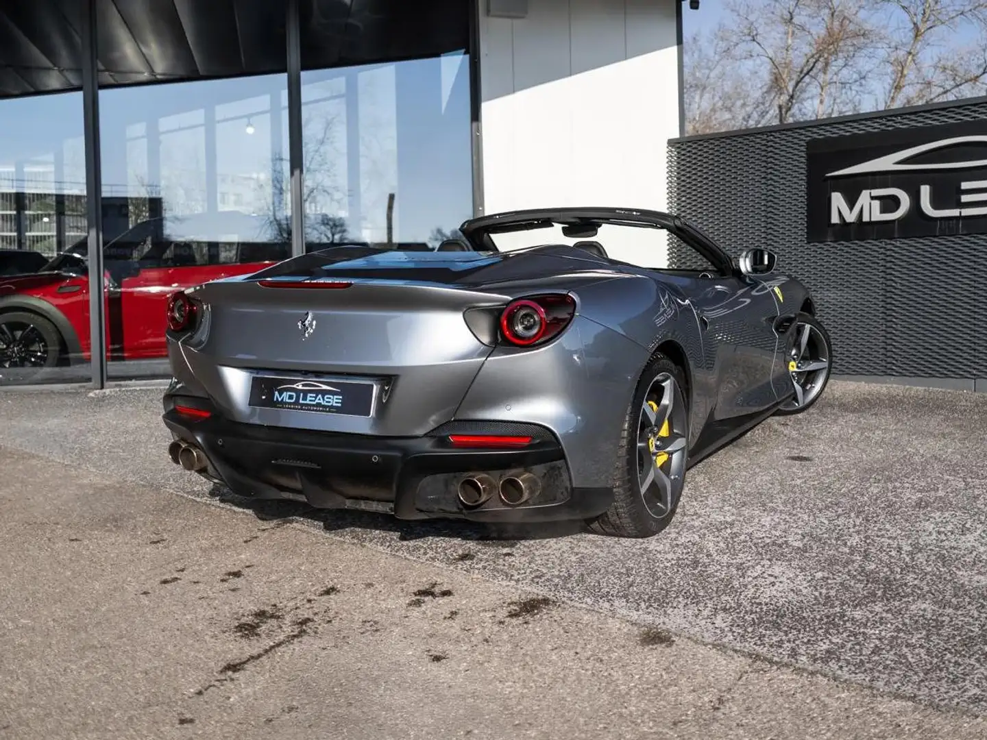 Ferrari Portofino M 4.0 V8 Šedá - 2