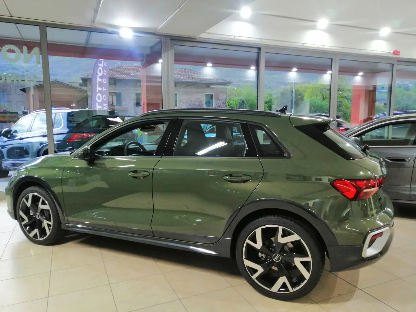 Audi A3 ALLSTREET IDENTITY CONTRAST 35TDI 150CV Verde - 2