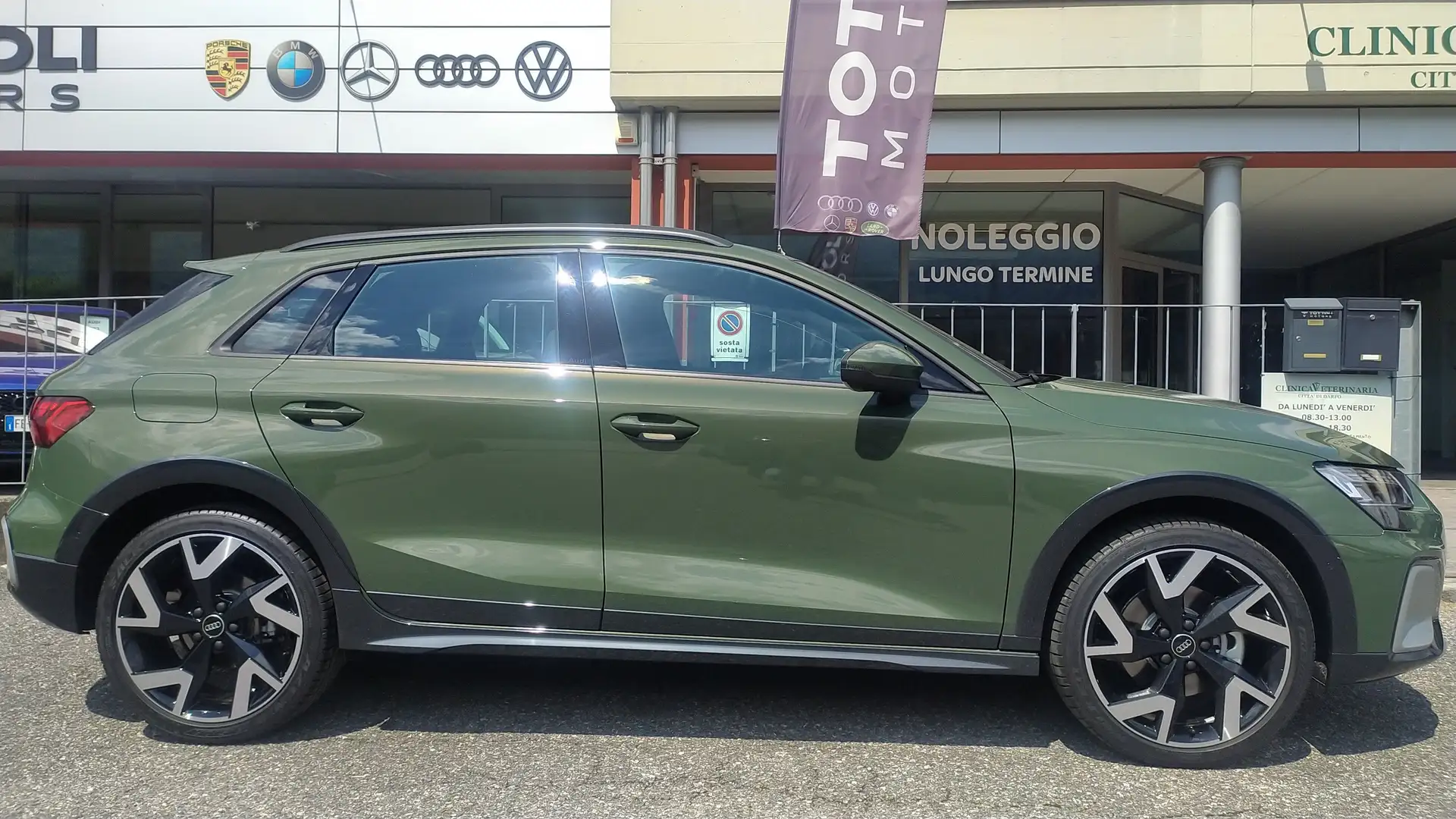 Audi A3 ALLSTREET IDENTITY CONTRAST 35TDI 150CV Verde - 1