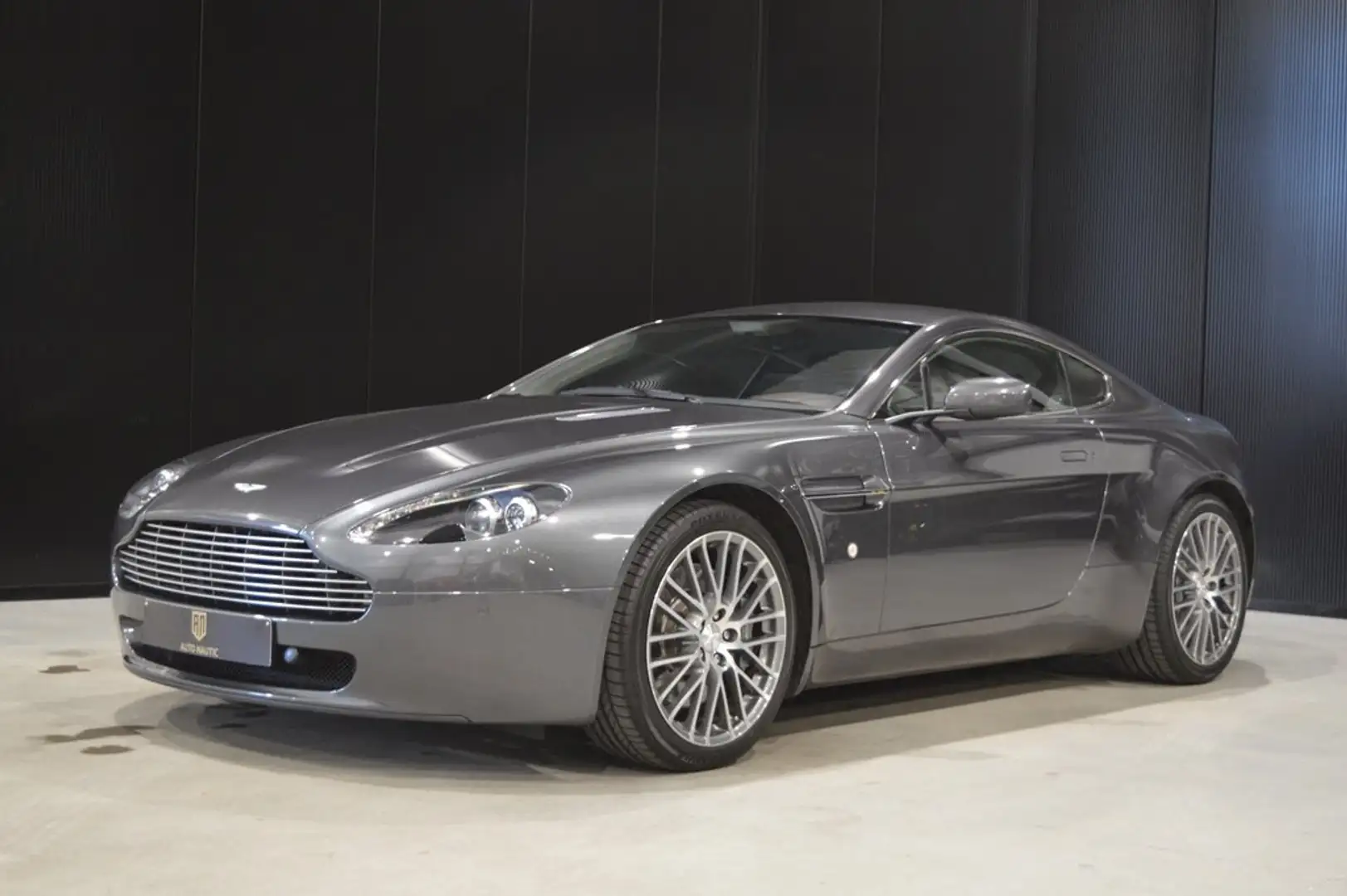 Aston Martin Vantage V8 4.7i sportshift 49.500 km !! Top condition !! Сірий - 1