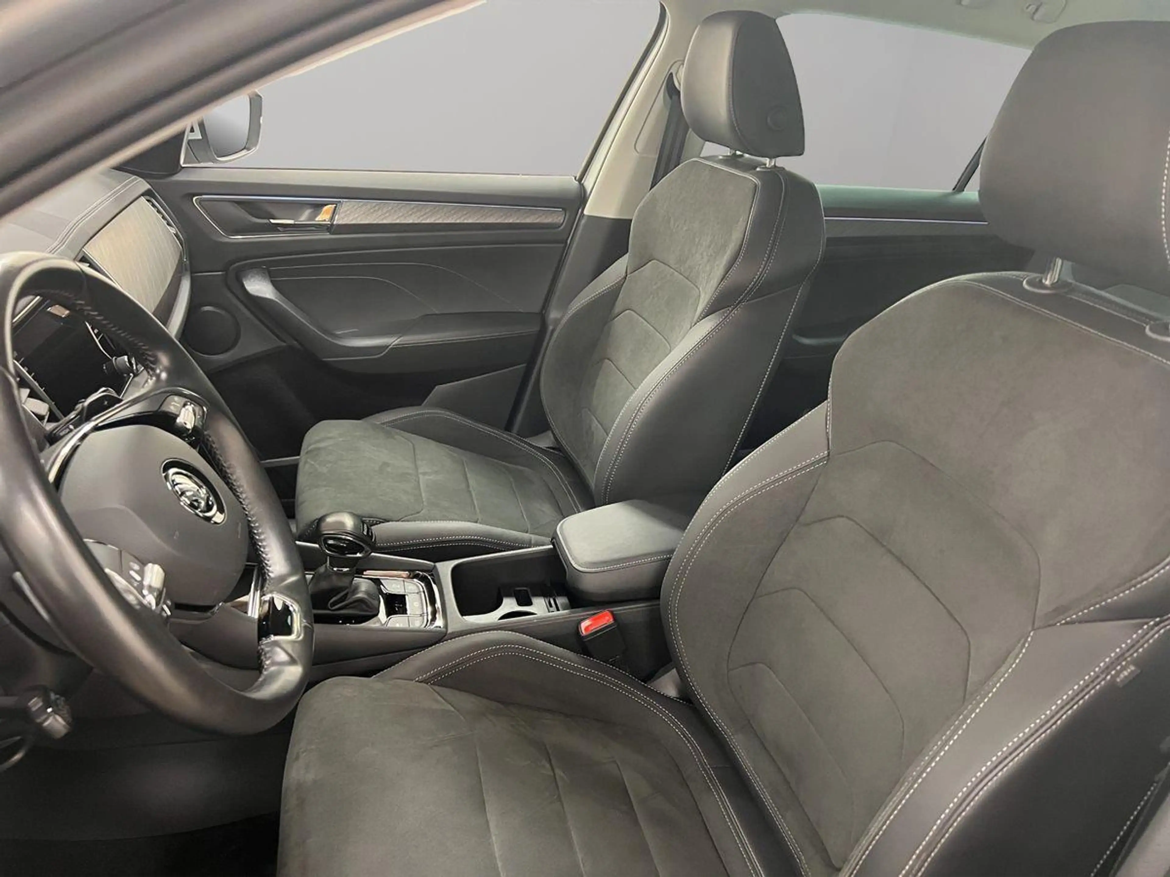 Skoda Kodiaq Style 2,0l TSI 140 kW 4x4 DSG — photo 8