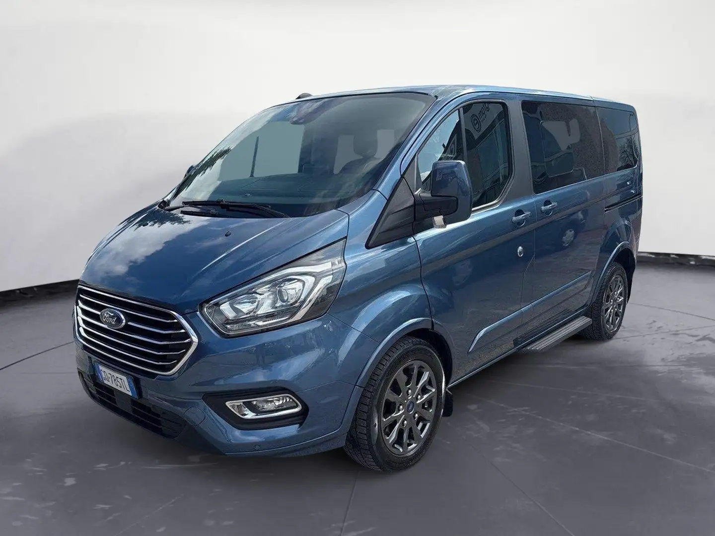 Ford Tourneo Custom 2.0 EcoBlue Hybrid 320 L1H1 Titanium 130cv Blu/Azzurro - 1