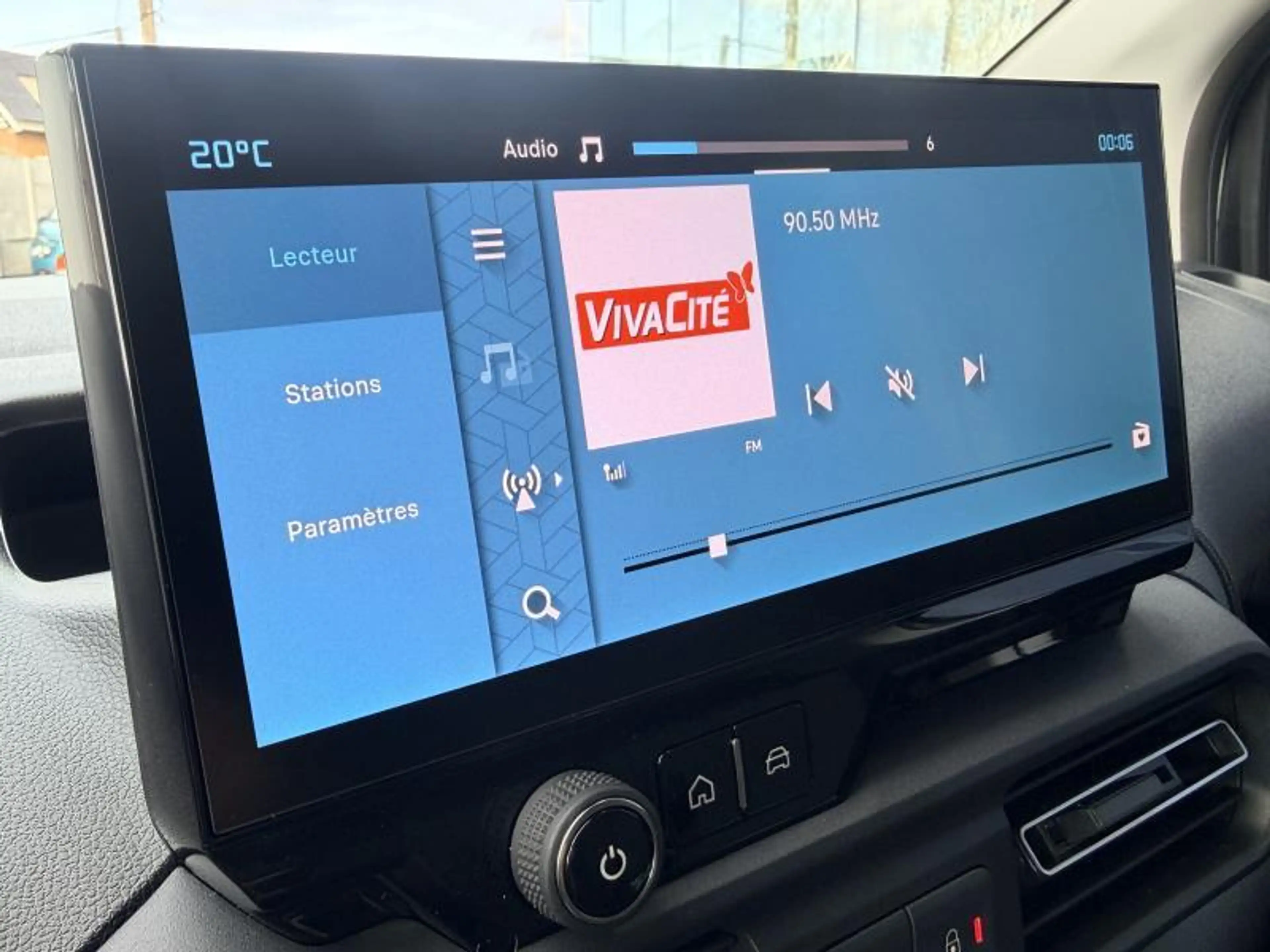 Citroen Berlingo VAN - M - 100CH - Plancher bois — photo 13