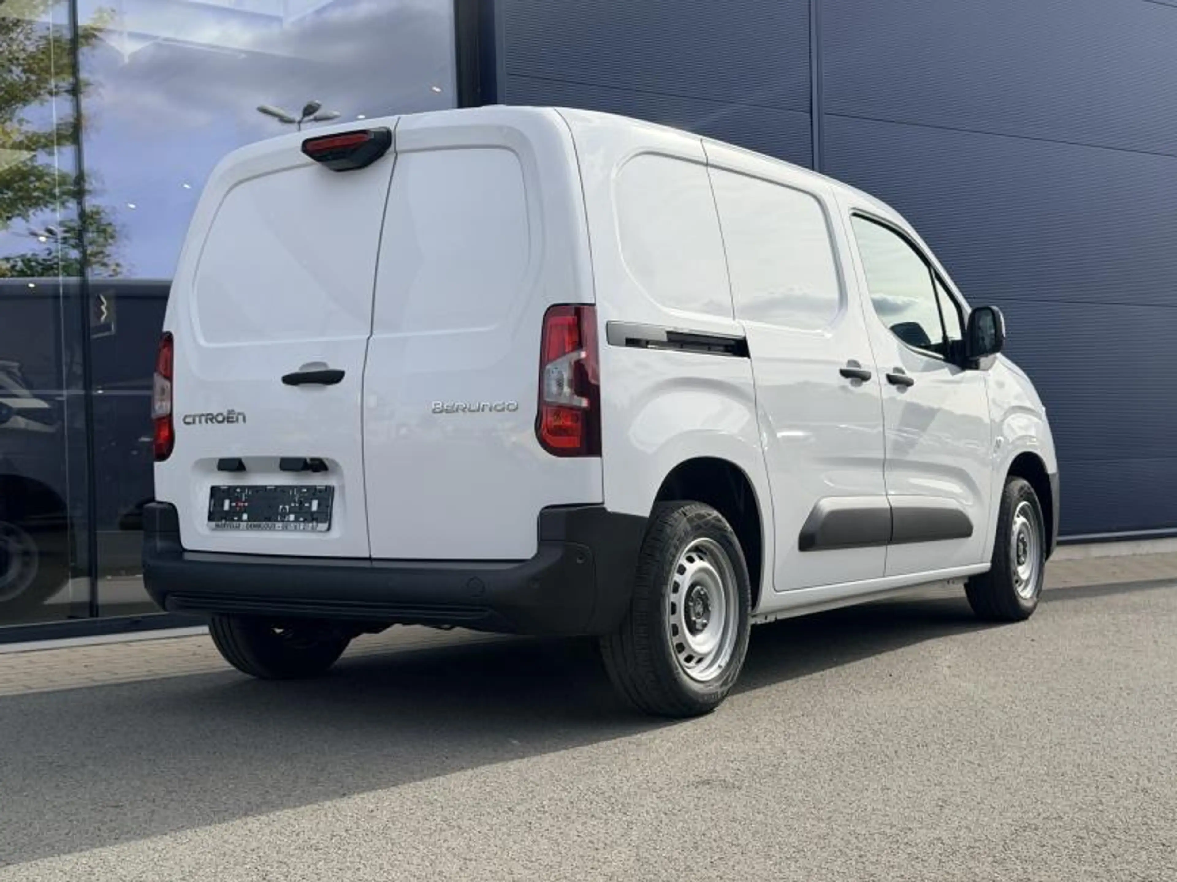 Citroen Berlingo VAN - M - 100CH - Plancher bois — photo 4