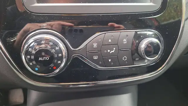 Renault Captur view 13