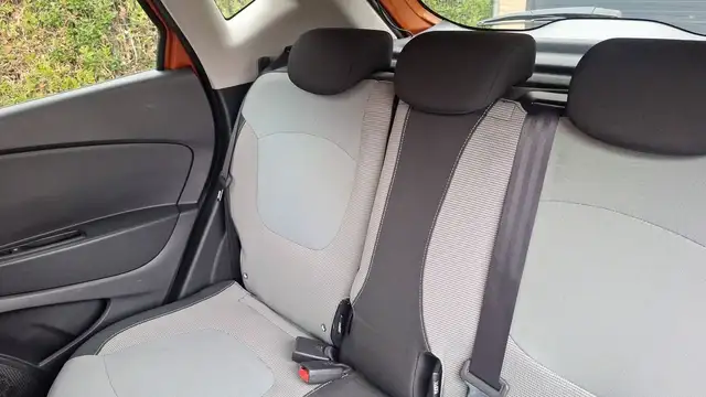 Renault Captur view 9