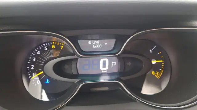 Renault Captur view 12