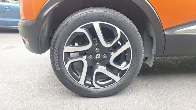 Renault Captur view 16