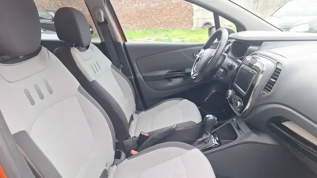 Renault Captur view 28