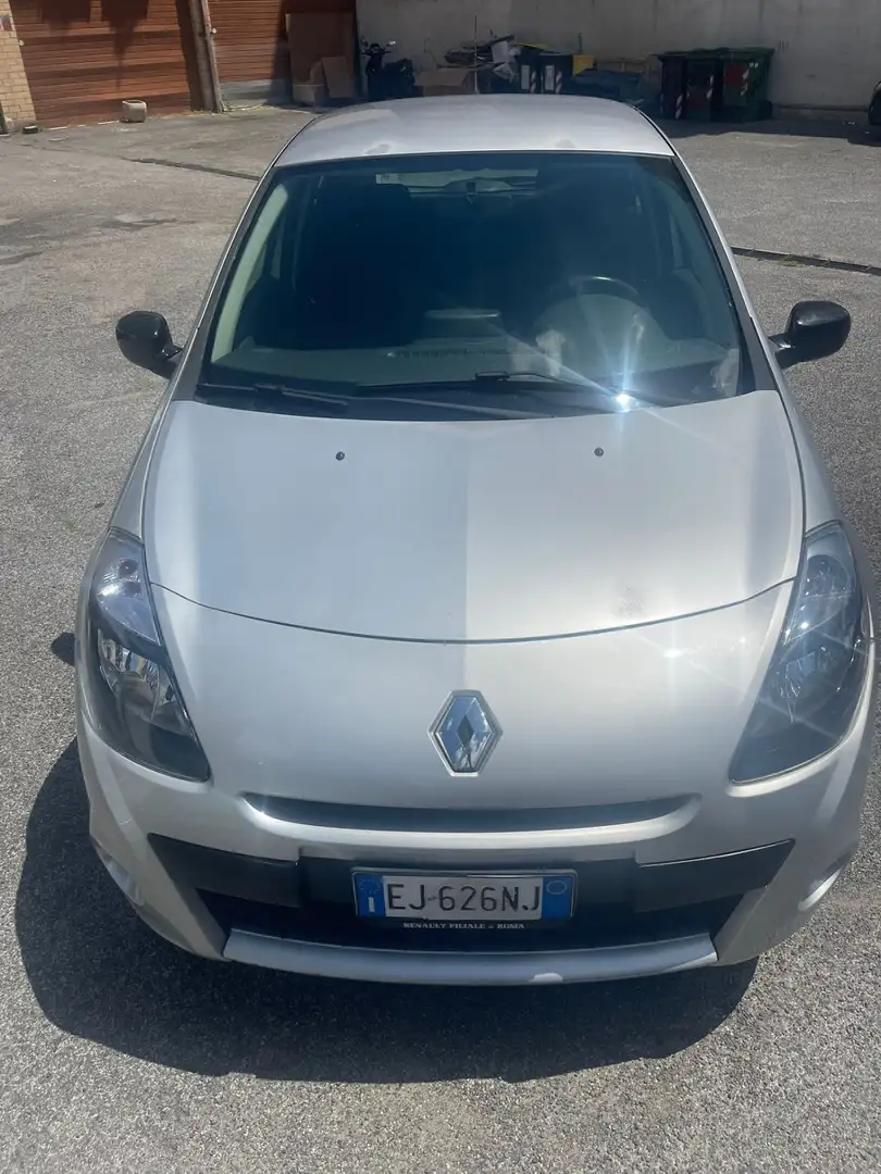 Renault Clio 5p 1.2 tce Dynamique (20th) 100cv - 1