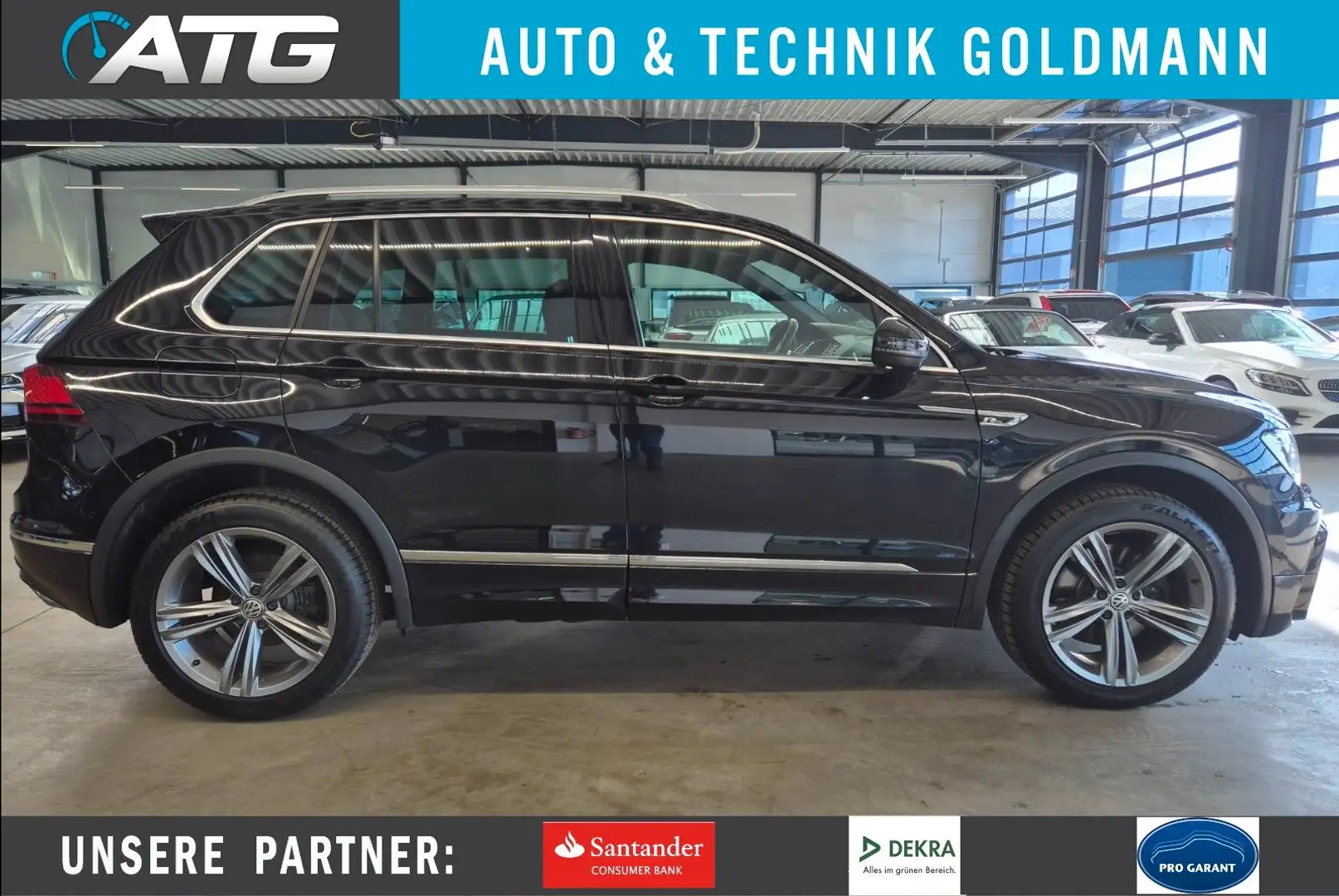 Volkswagen Tiguan TIGUAN 2.0 TSI R-LINE 4M LEDER NAV LED PANO AHK Schwarz - 1